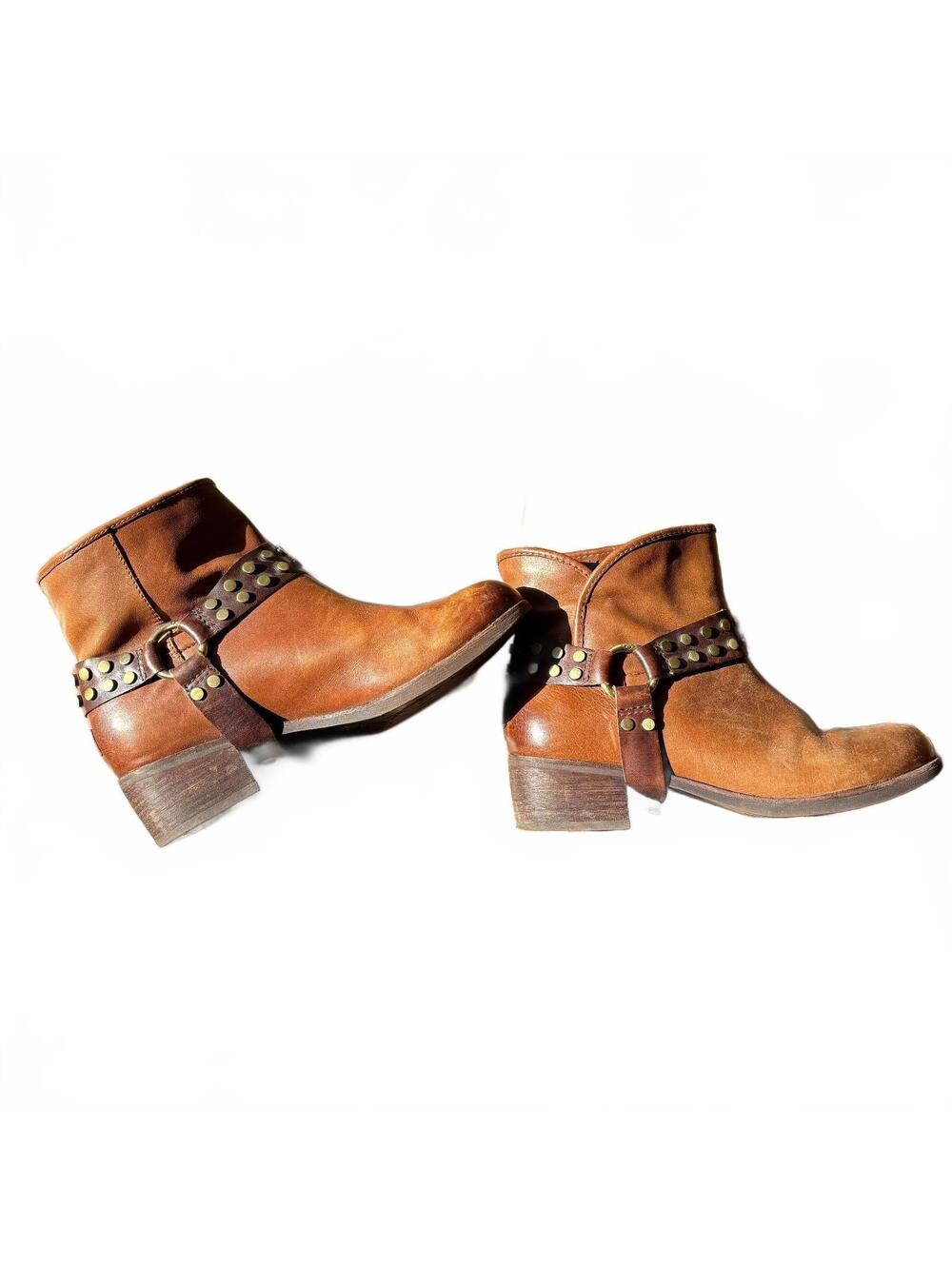 UGG Australia Darling Harness Studded Leather Ankle Boots Whiskey Brown Size 7.5